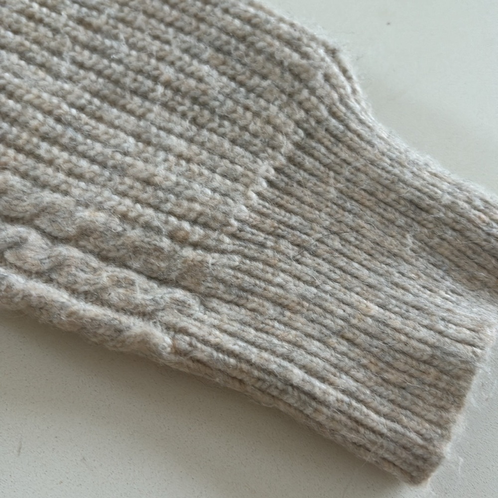 Sweater - Picture 5 of 5